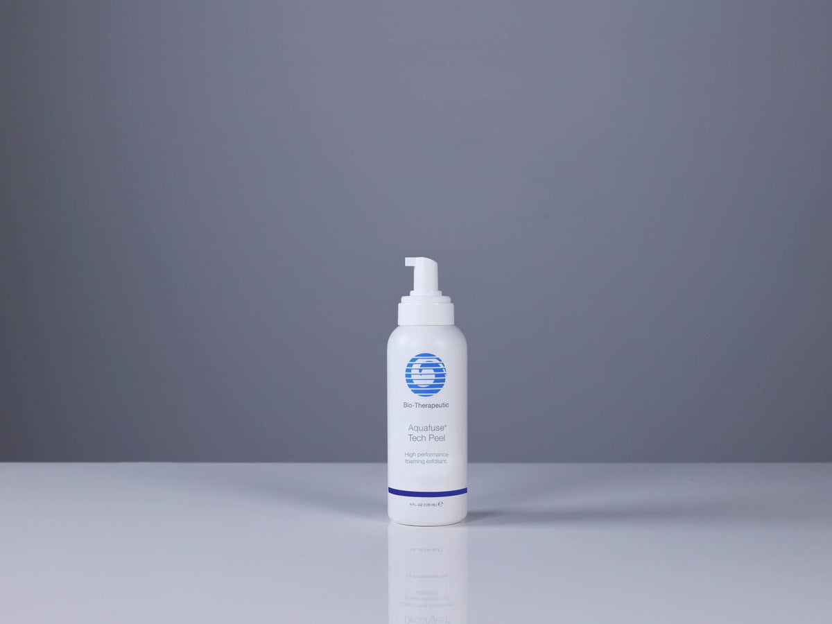 BT Aquafuse Tech Peel supersize pump bottle, white with blue logo